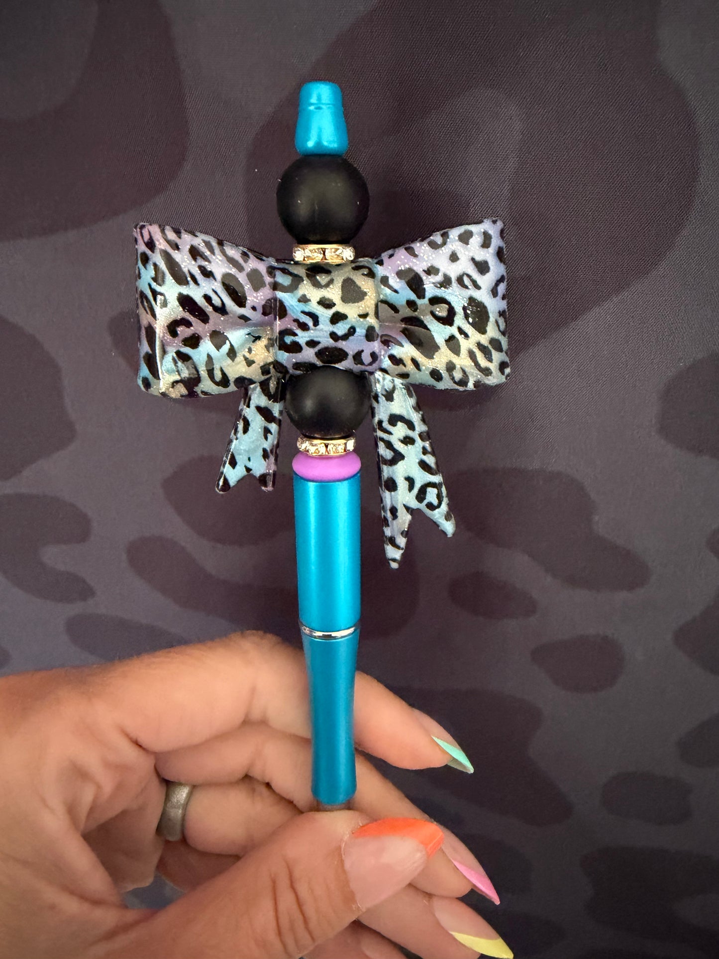 Leopard Bow