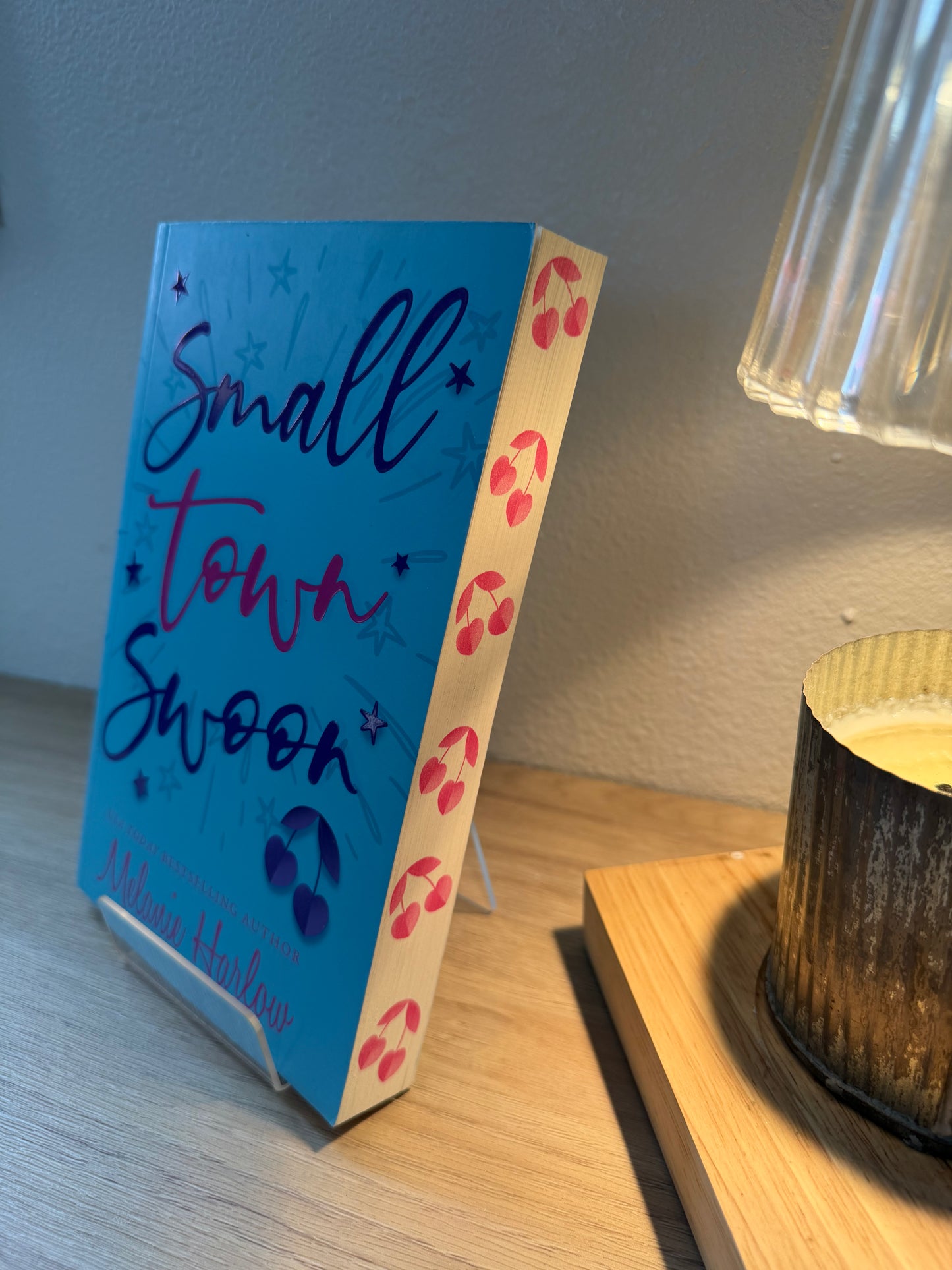 Small Town Swoon: Blinda Date w/ a Book