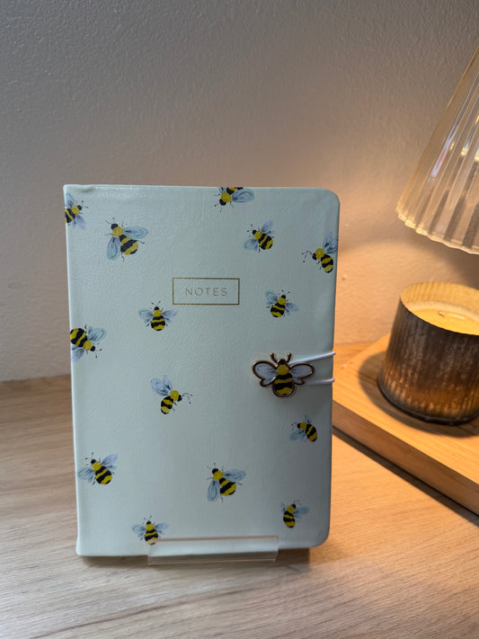 Bee: Blind Date w/ a Journal